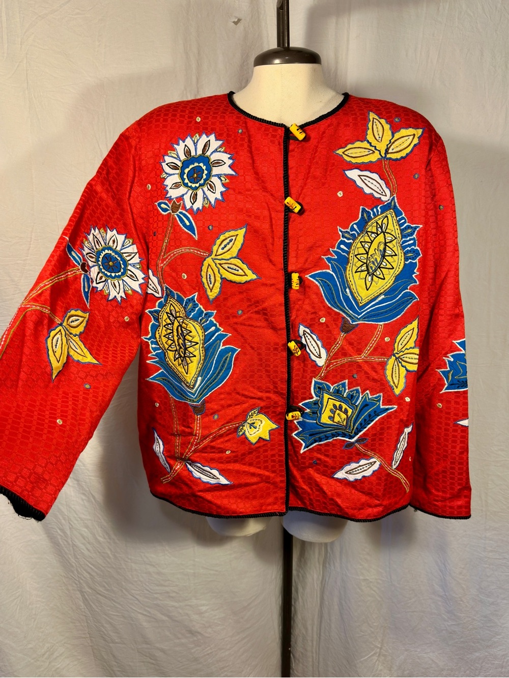 Julia Kim Quilted Floral Jacket Red Cotton Linen Art to Wear Boho Size 6